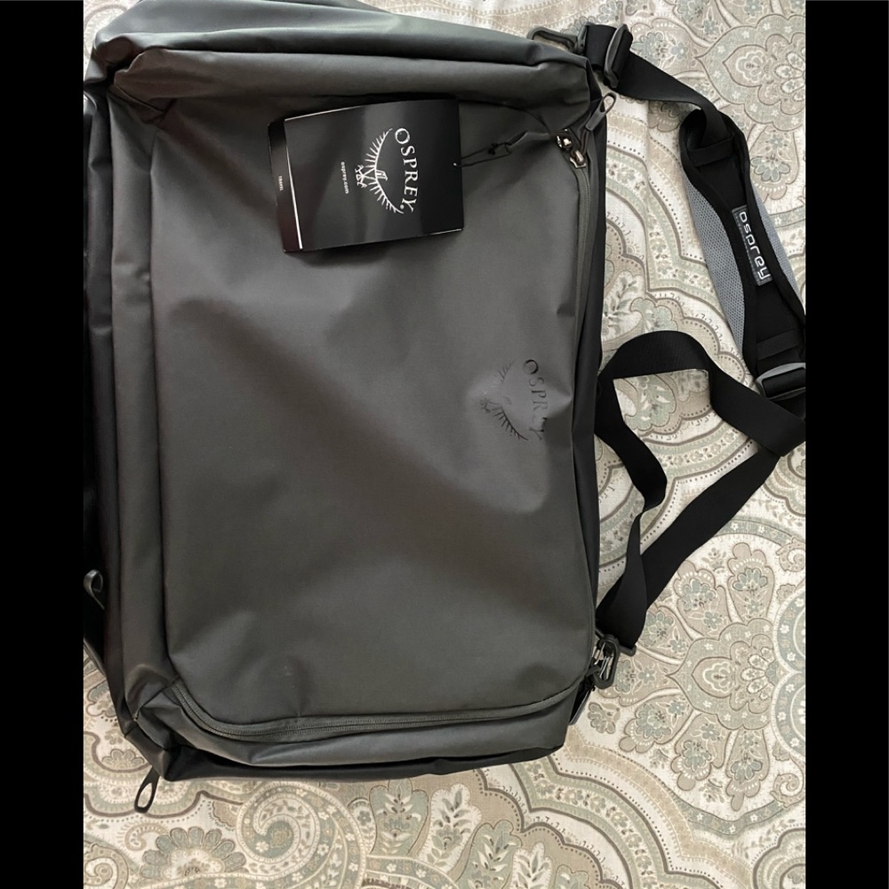 New Osprey transporter carry on